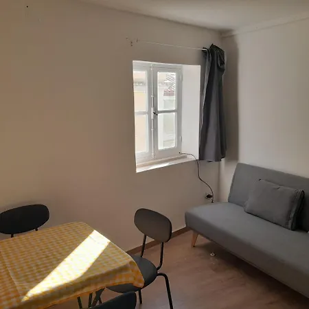 Chiado Carmo Sunny Lissabon