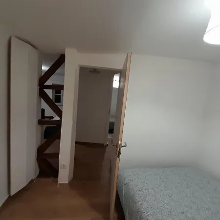 Chiado Carmo Sunny *